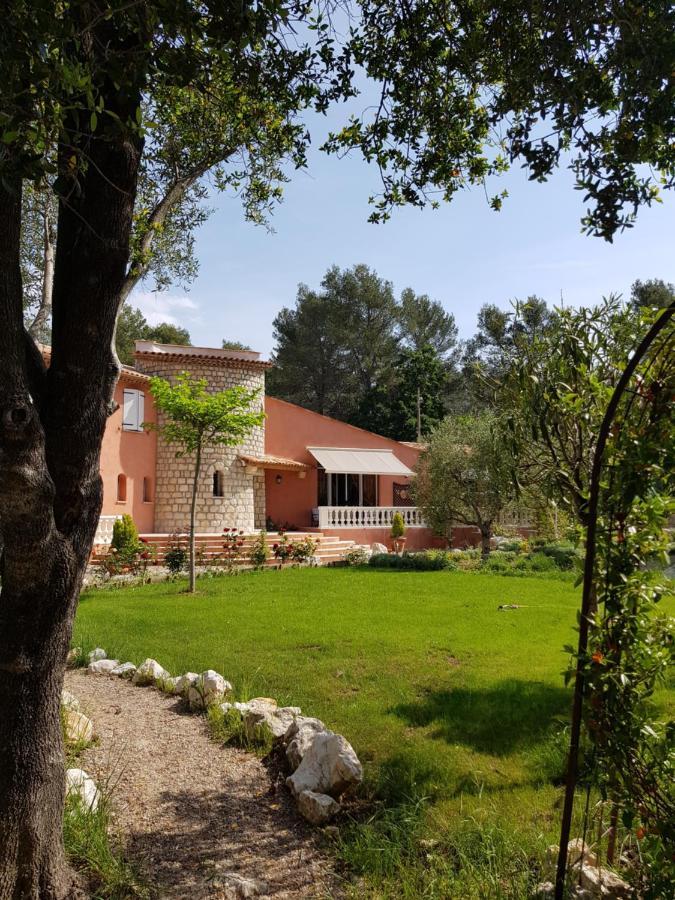 Mas D'Azur Bed & Breakfast Рокфор Ле Па Екстериор снимка