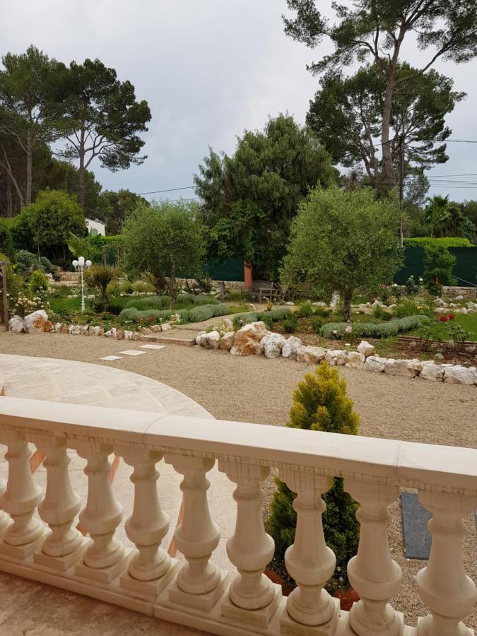 Mas D'Azur Bed & Breakfast Рокфор Ле Па Екстериор снимка