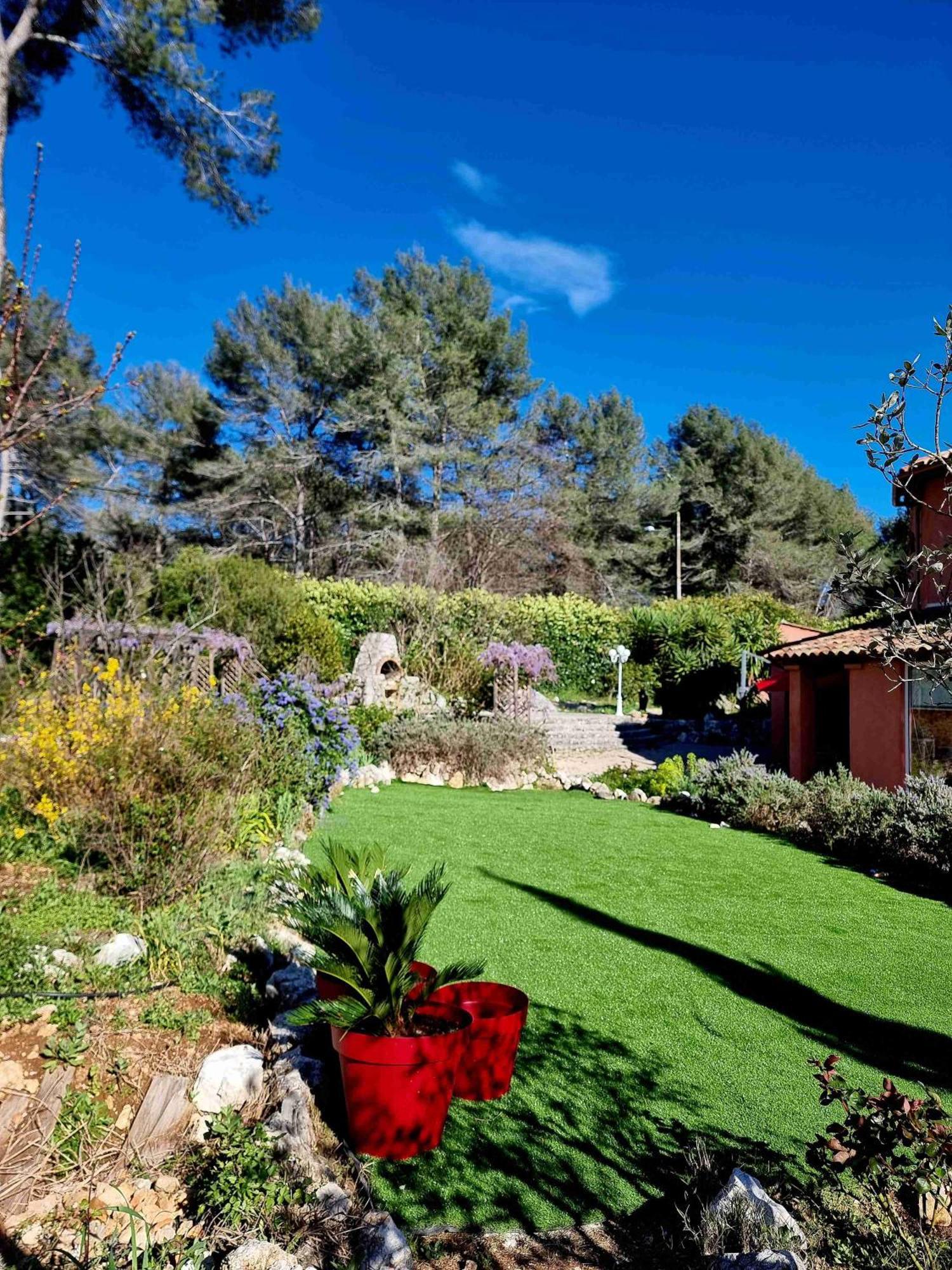 Mas D'Azur Bed & Breakfast Рокфор Ле Па Екстериор снимка