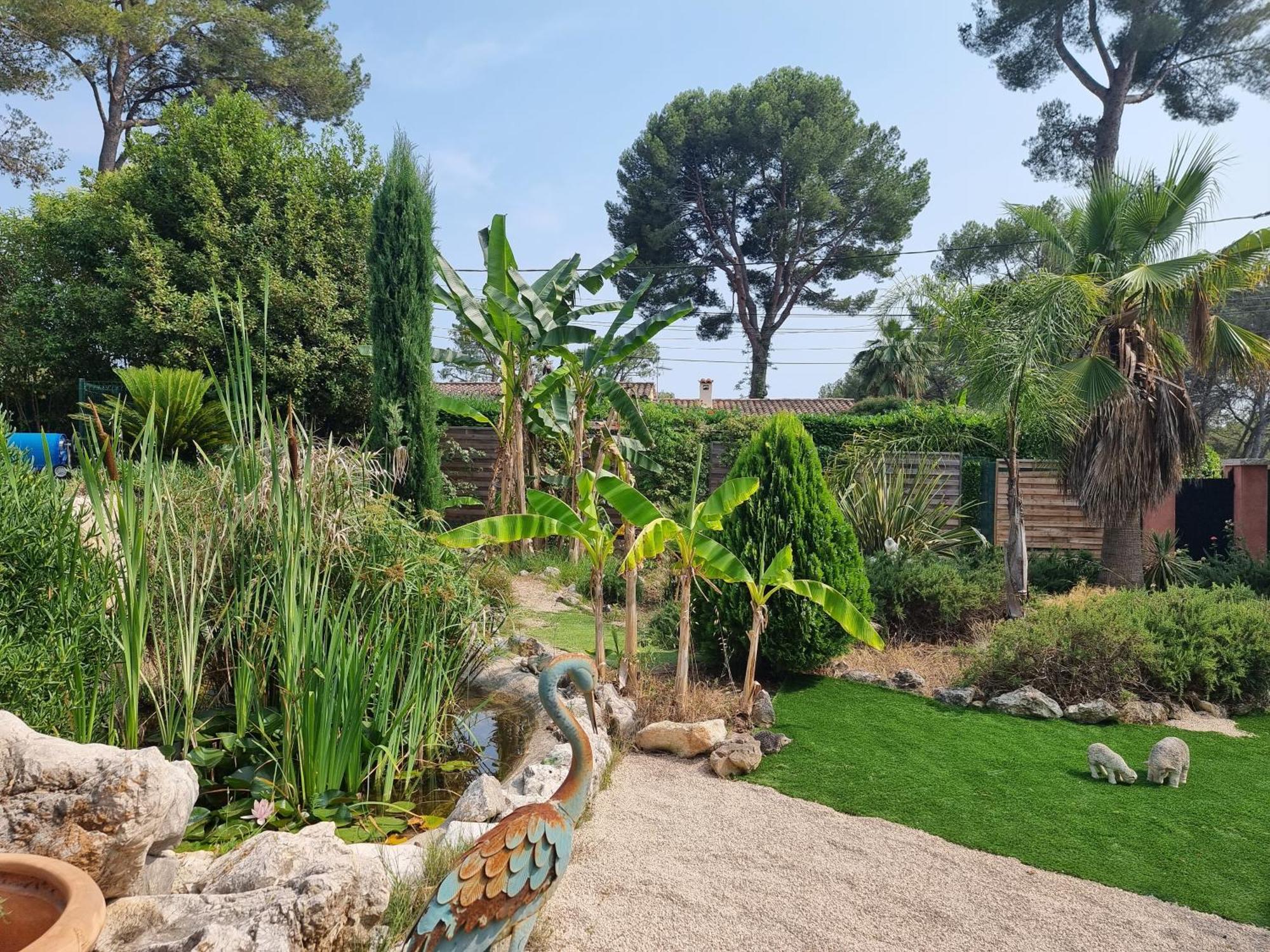 Mas D'Azur Bed & Breakfast Рокфор Ле Па Екстериор снимка